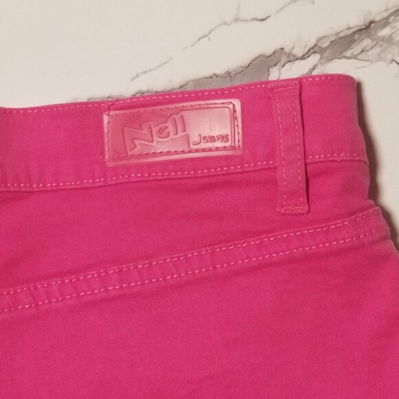Bright Pink Shorts by Nell Jeans w/Button & Zipper Closure and Front Pockets - Picture 5 of 8